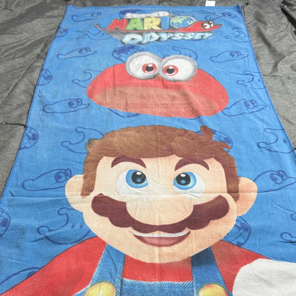 Super Mario Odyssey Beach Towel 28 x 54 inches‎ Official Nintendo Video Game